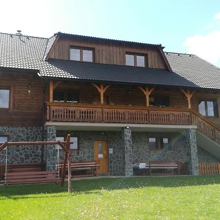 Rekreacne Zariadenie Chmelisko Pruzina Exterior foto